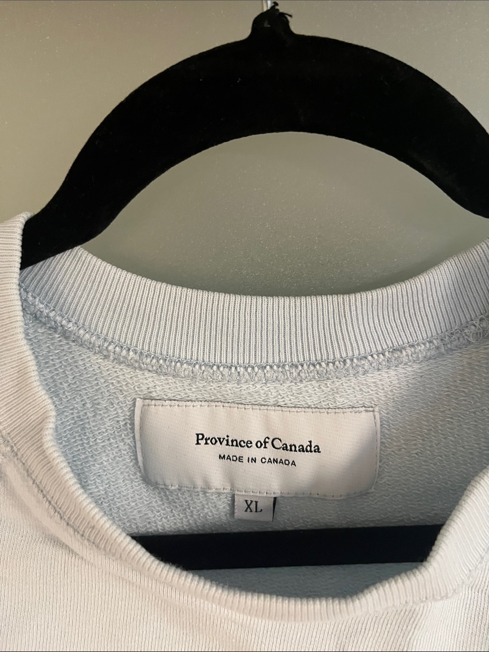 Province of Canada La Canadienne Light Blue Crewneck Sweatshirt - Picture 4 of 5
